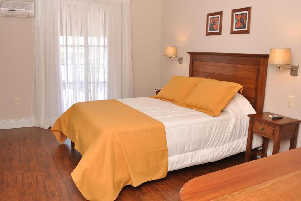 Ayres House Bed and Breakfast Colonia del Sacramento Exteriör bild
