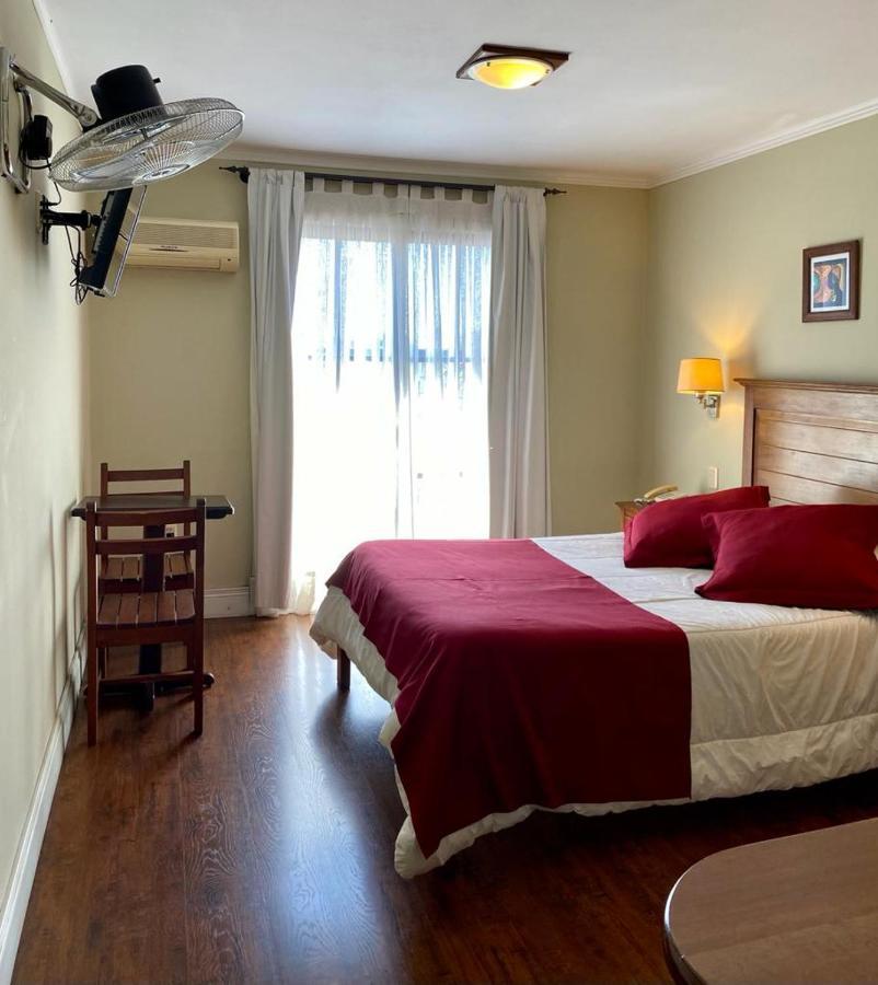 Ayres House Bed and Breakfast Colonia del Sacramento Exteriör bild